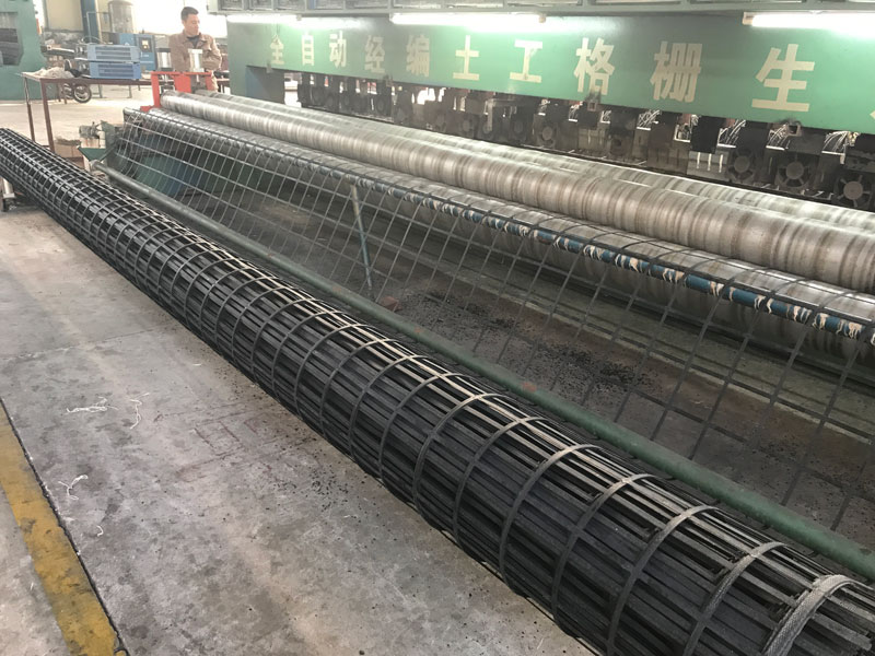 鋼塑土工格柵